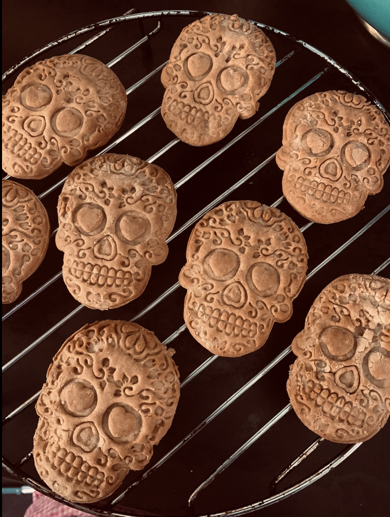 gingerbread-skulls-nuttelex